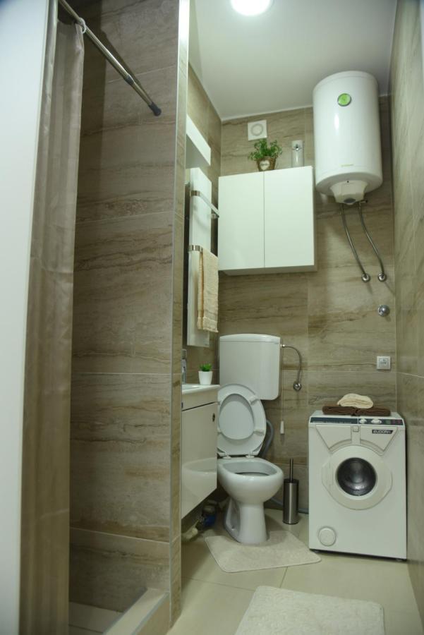 Apartmani Sofronic Loznica 1 Экстерьер фото